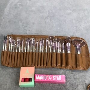 Jeffree Star Lips and Concealer with a 22 piece brush Set New